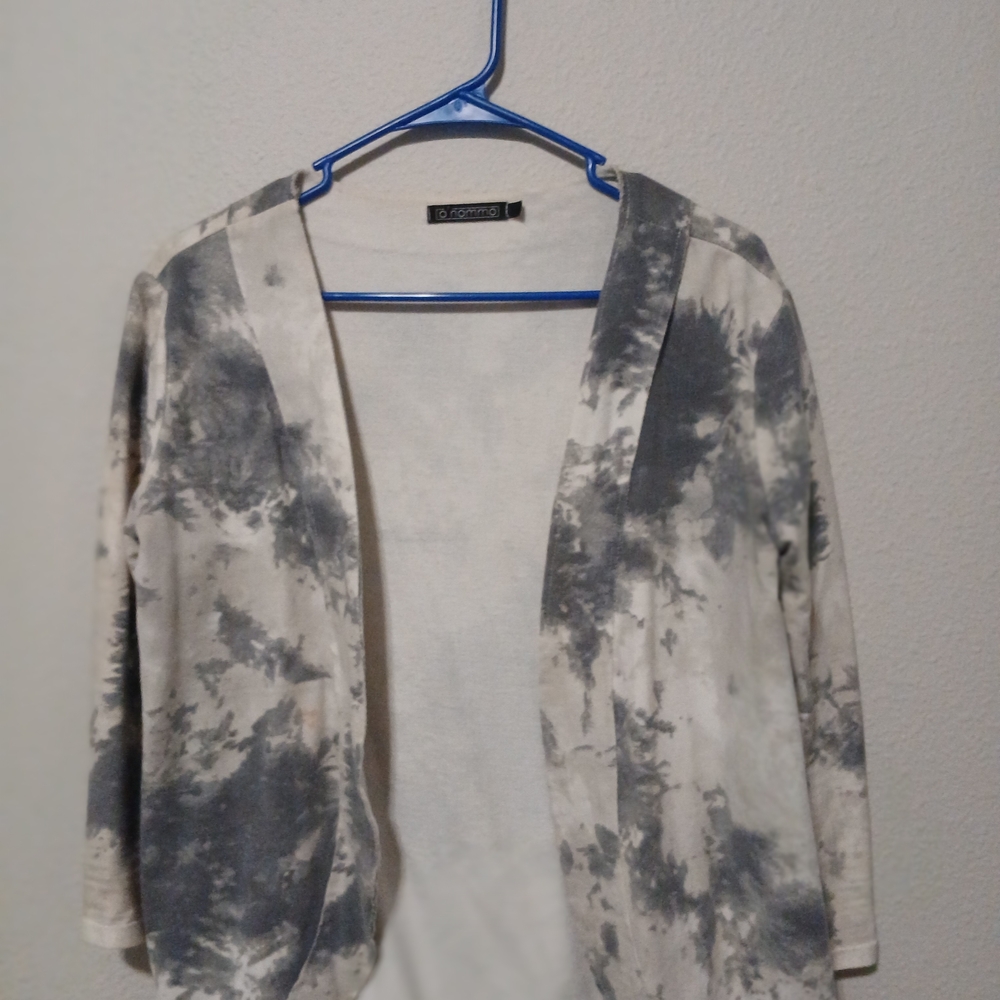 Gray and White Tie-Dye Women's Top